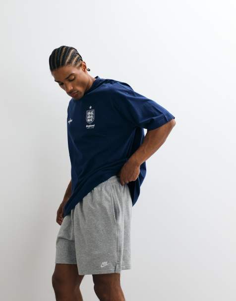 Nike Club french terry shorts in gray - view 1