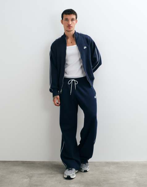 Nike Club gestrickte Jogger in Schwarz und Marineblau - view 1