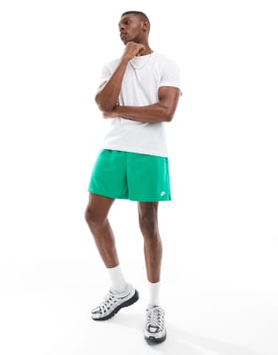 Nike – Club – Gröna shorts - view 1