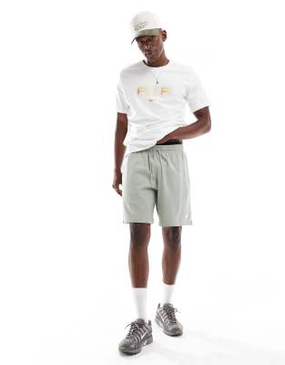 Nike – Club – Gröna, stickade shorts - view 1