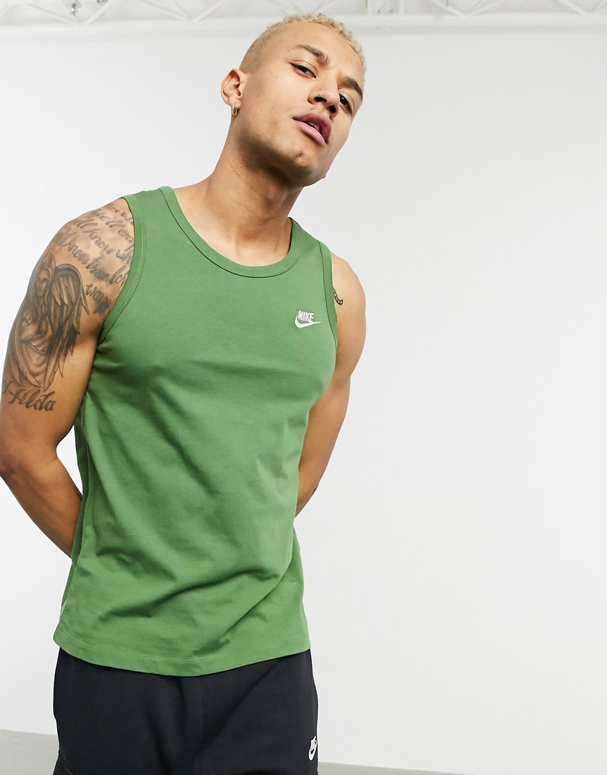 Nike – Club – Grönt linne
