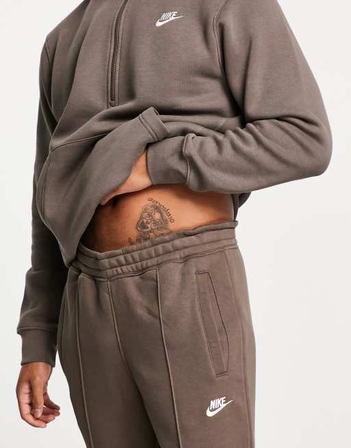 Nike Club Jogger coupe fuselée Marron pierre d'acier ASOS