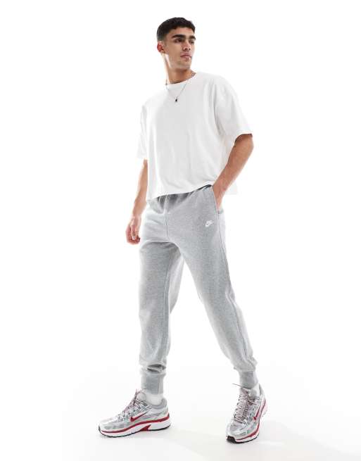 Nike - Club - Jogger - Gris