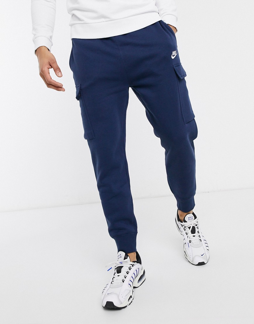 Nike Club - Joggers cargo blu navy con fondo elasticizzato
