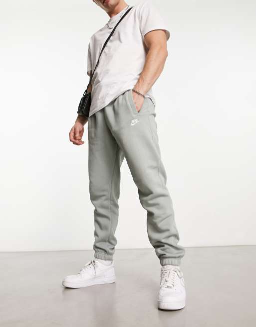 Nike Club joggers in grey ASOS