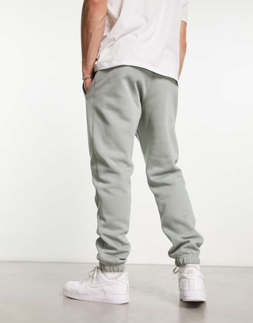 Nike jogger outlet sweats