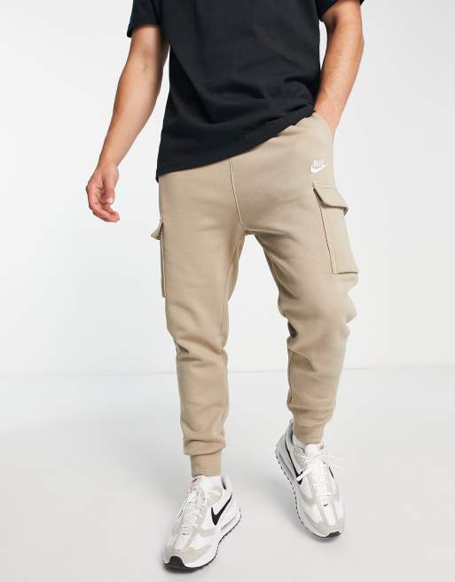 Nike Club – Joggersy bojówki w kolorze beżowego khaki