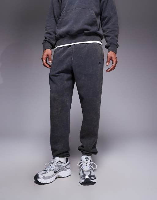 Nike - Club - Joggingbroek met boord in donkergrijs wassing, 2 van 5