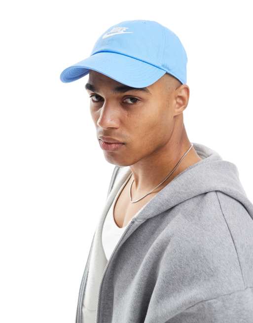 Nike Club – Kappe in Hellblau mit Swoosh-Logo, 2 von 3