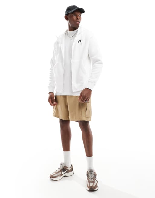 Nike – Club – Kapuzenjacke aus Fleece in Weiß mit durchgehendem Reißverschluss, 2 von 4