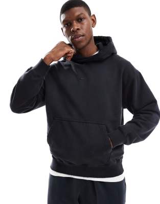 Nike Club – Kapuzenpullover in Schwarz aus French Terry - view 1