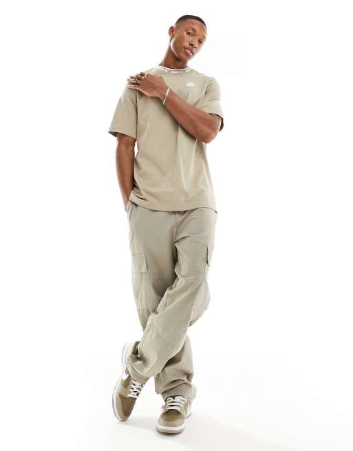 Nike Club  logo neckline t-shirt in beige, 3 of 4