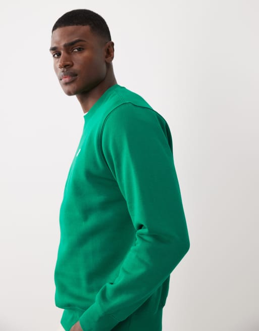 Nike Club long sleeve crew neck sweatshirt in green, 4 of 5