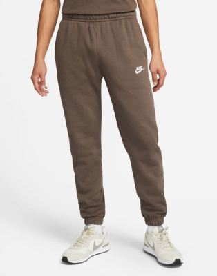 Nike Club Fleece Casual Fit Cuffed Sweatpants In Dark Stone - Stone-neutral  In Brown