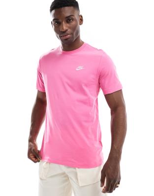 Nike - Club - lyserød t-shirt - view 1
