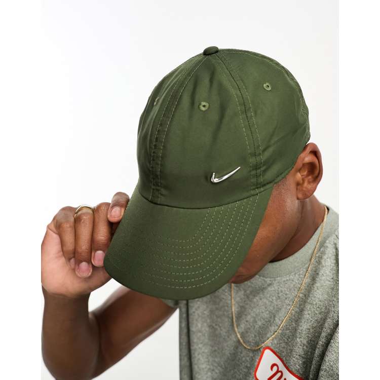 Nike green sale hat