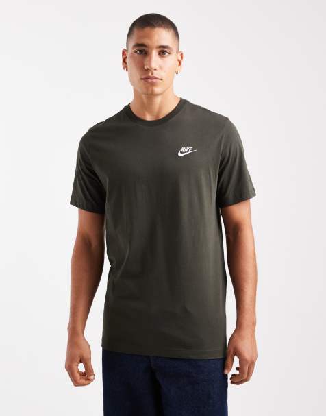 Nike – Club – Mörkgrön t-shirt - view 1