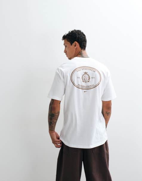 Nike - Club NCC - T-shirt avec logo imprimé au dos - Blanc - view 1