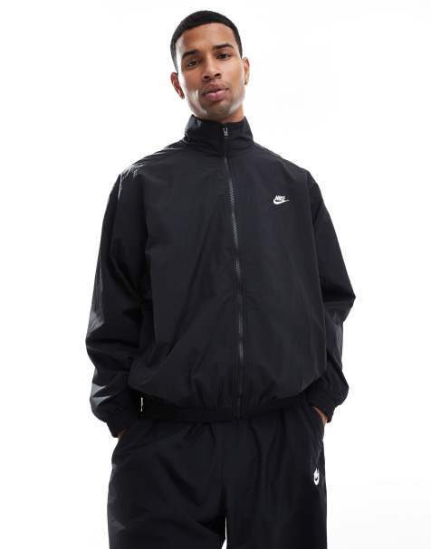Nike Club – Oversize-Trainingsjacke in Schwarz - view 1