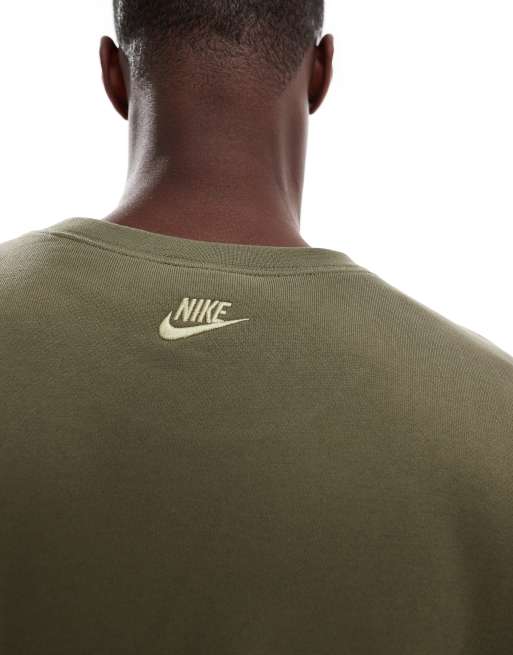Nike Club - Oversized sweater met ronde hals in kaki, 4 van 4