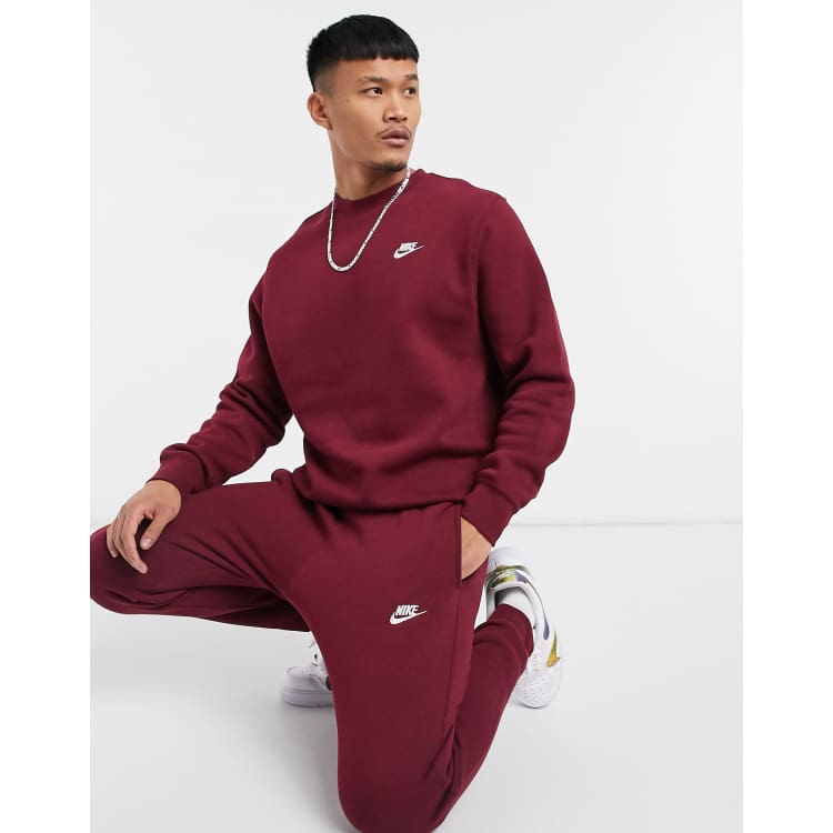 Nike - Club - Pantalon de jogging à chevilles resserrées - Bordeaux