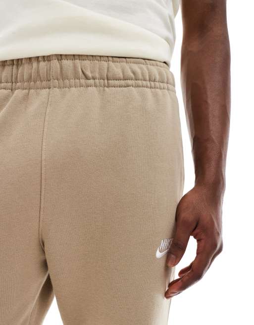 Nike - Club - Pantalon de jogging en molleton à ourlet ouvert - Kaki, 5 de 5