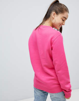 nike club swoosh sweatshirt in pink