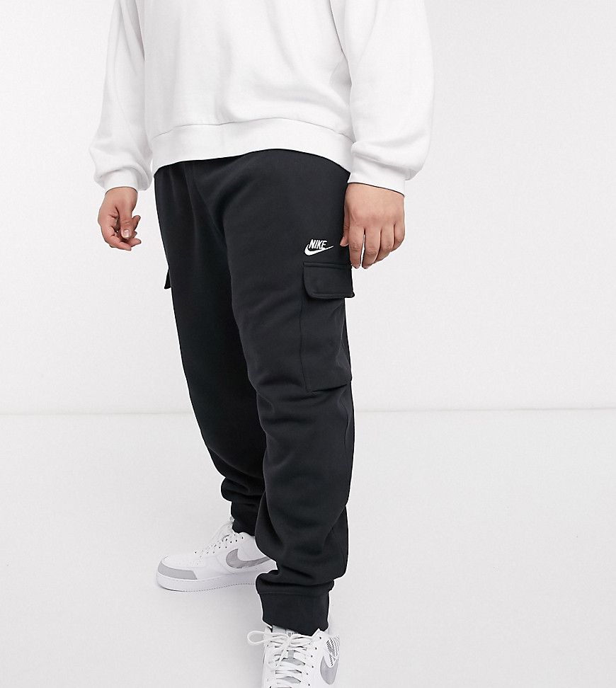 Nike Club Plus cuffed cargo sweatpants in black