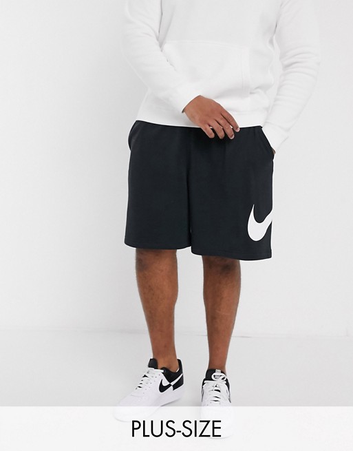 Nike Club Plus shorts in black