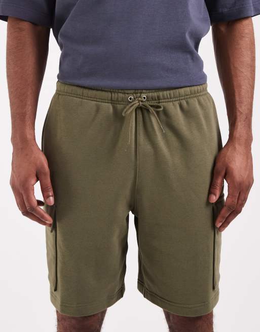Nike Club – Polarowe szorty bojówki w kolorze khaki, 4 z 5