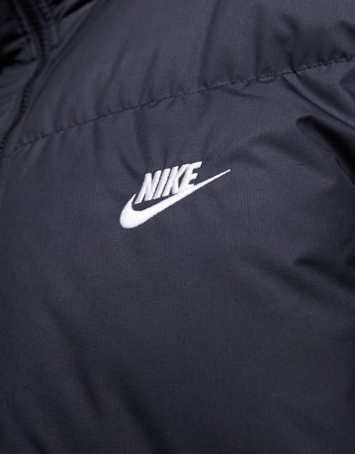 Nike Club puffer jacket in black, 5 of 5