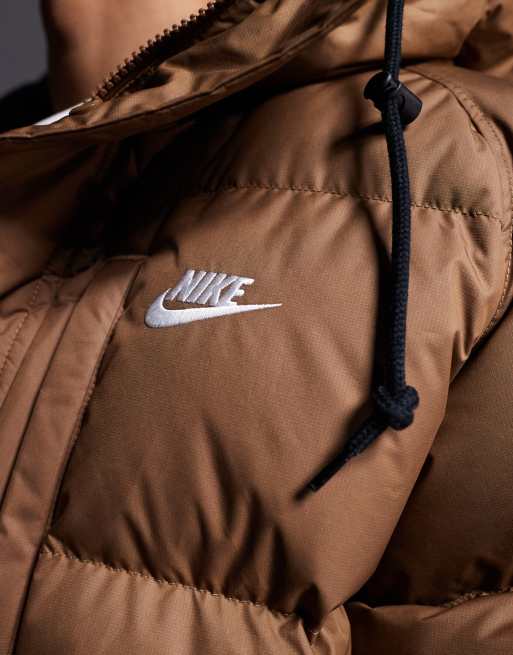 Nike Club puffer jacket in brown, 5 of 5