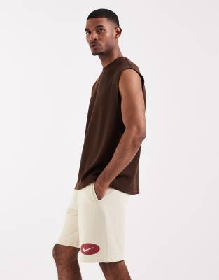 Nike Club Reissue shorts in beige beige 11590₽