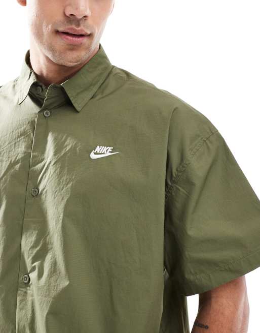 Nike Club short sleeve shirt in olive, 4 of 4