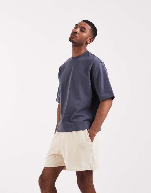 Nike Club shorts in beige , 3 of 5