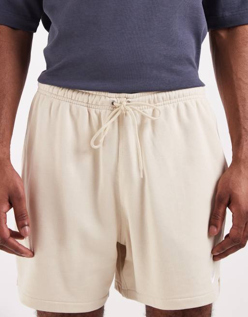 Nike Club shorts in beige , 4 of 5
