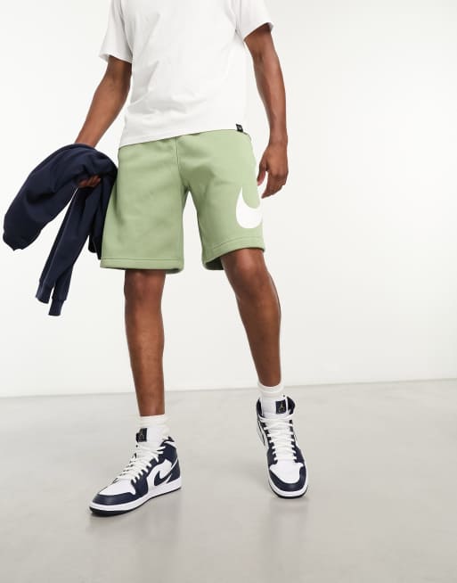 nike nsw classic fit shorts