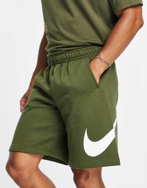 Nike Club shorts in khaki