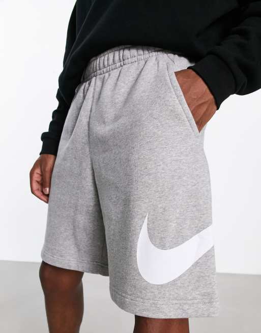 Nike Club Shorts in meliertem Grau mit groBem Swoosh Logo ASOS