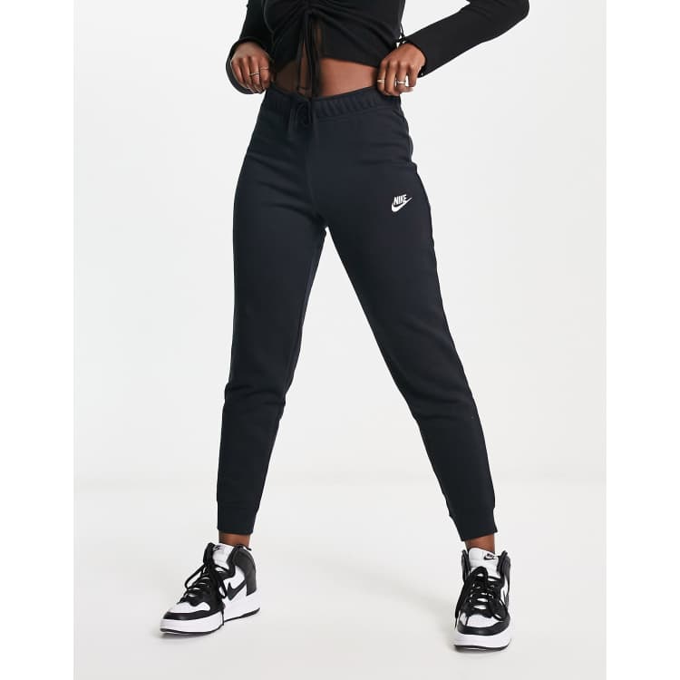 Nike sales skinny joggers