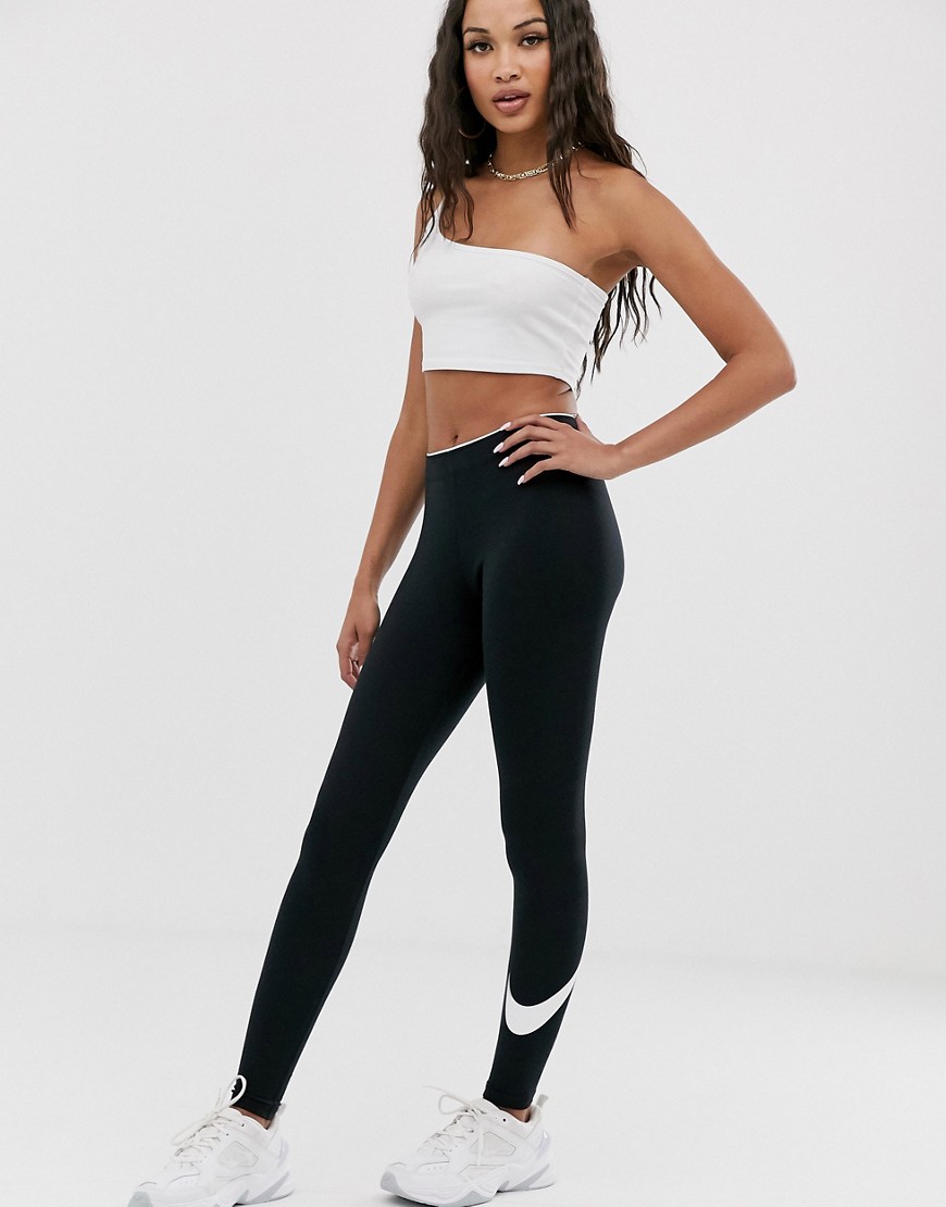 Nike – Club – Svarta leggings med Swoosh-logga