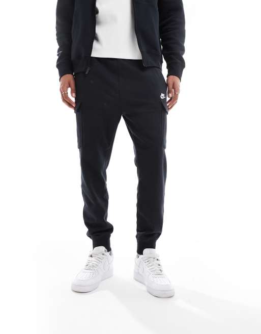 Nike – Club – Svarta mjukisbyxor i fleece och cargostil , 4 av 5