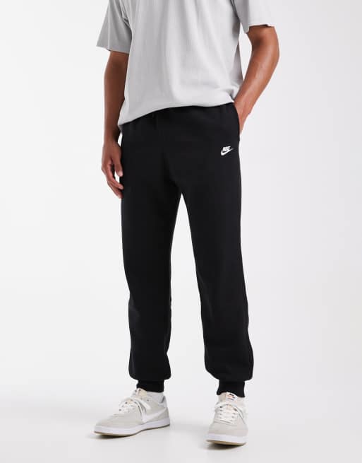 Nike – Club – Svarta mjukisbyxor med muddar
