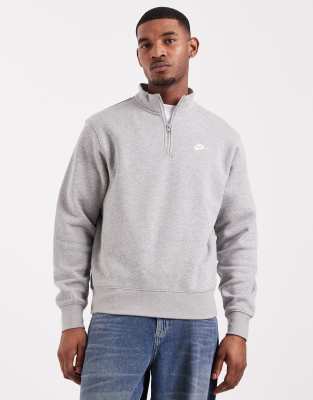 Nike - Club - Sweat-shirt à logo et col zippé - Gris