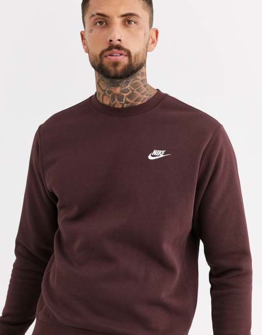 Nike Club Sweater met ronde hals in bruin