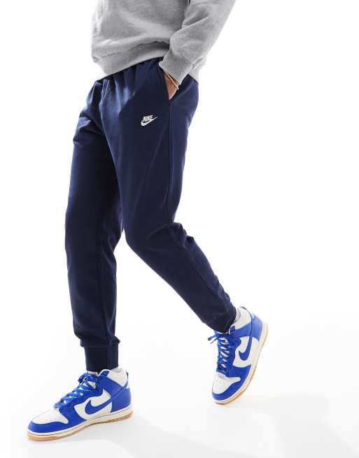 Nike Club sweatpants in dark navy , 2 of 5
