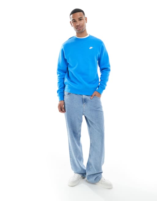 Nike Club sweatshirt in blue, 2 of 5