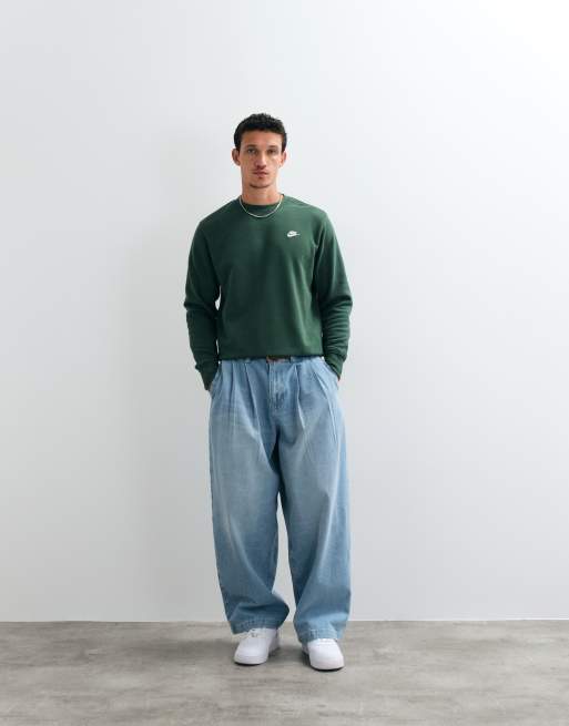 Nike Club sweatshirt van french terry in groen, 2 van 5