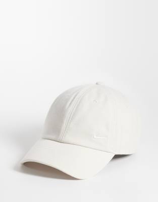 Nike Club Swoosh Cap In White