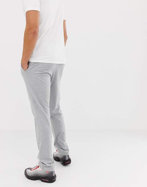 Nike club swoosh 2025 open hem jogger